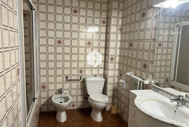 Tweedehands - Appartement / flat -
Torrevieja - Playa del Cura