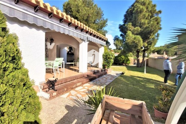 Tweedehands - Villa -
Torrevieja - Costa Blanca