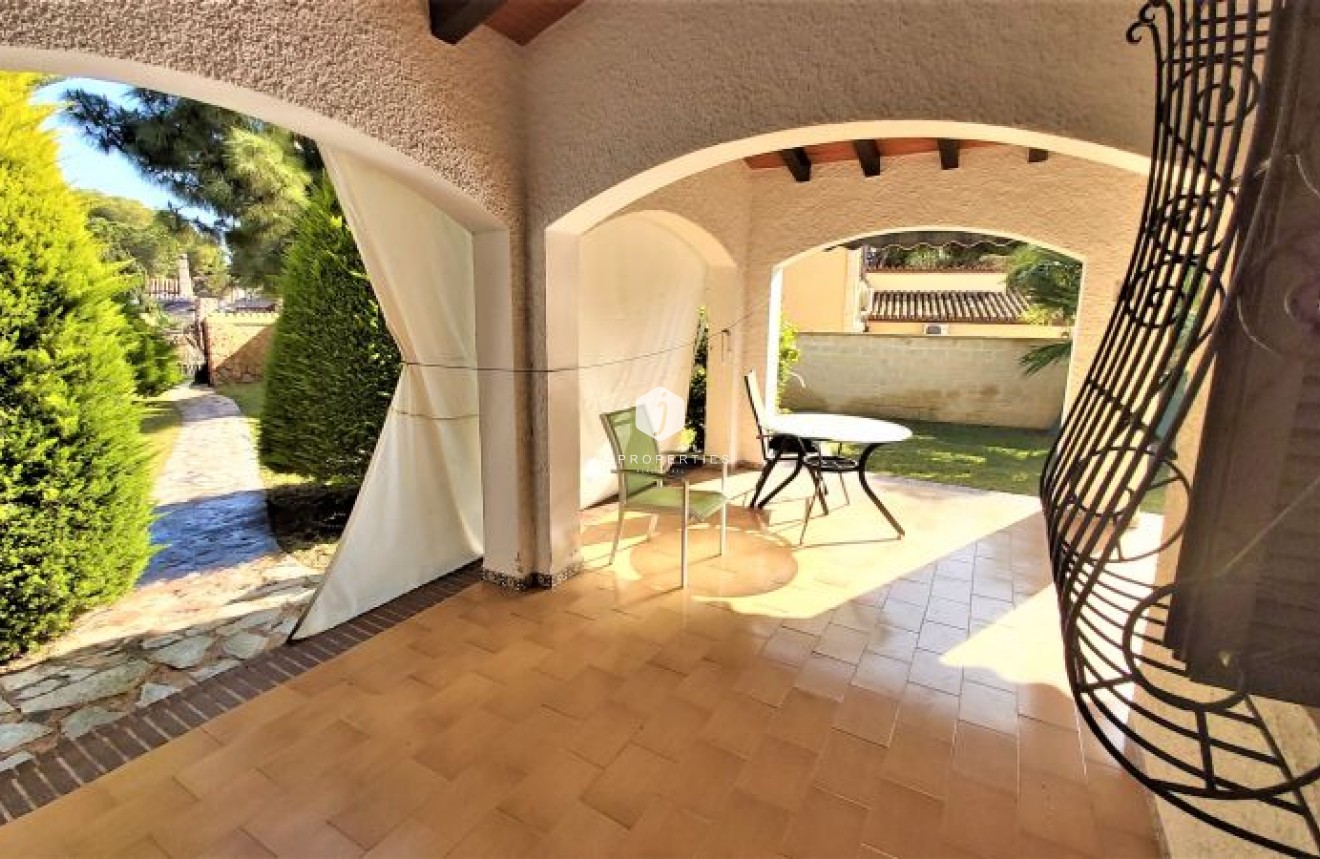 Tweedehands - Villa -
Torrevieja - Costa Blanca