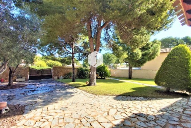 Tweedehands - Villa -
Torrevieja - Costa Blanca