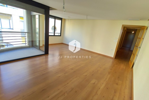 Tweedehands - Appartement / flat -
Torrevieja - Puerto