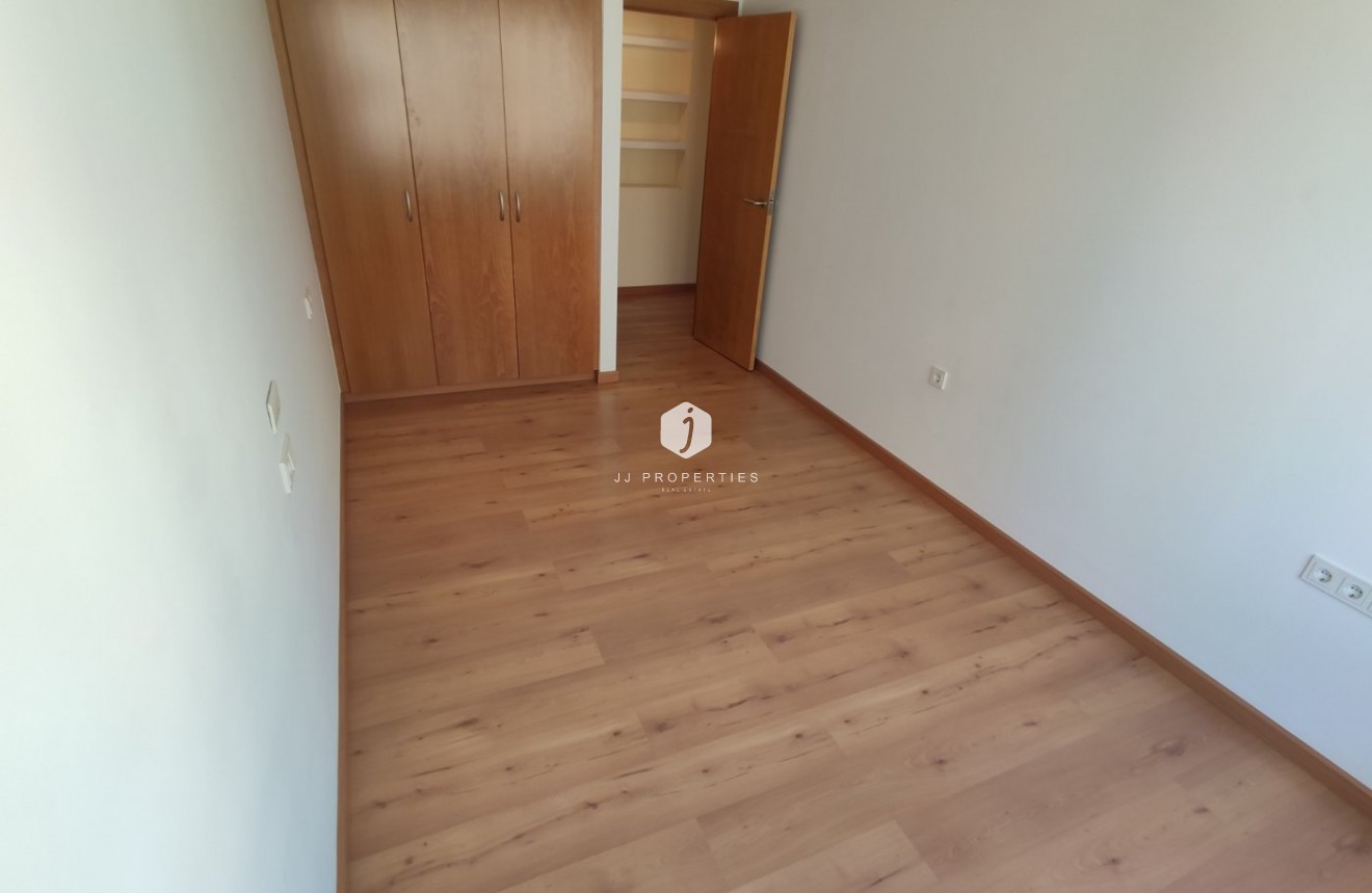 Tweedehands - Appartement / flat -
Torrevieja - Puerto