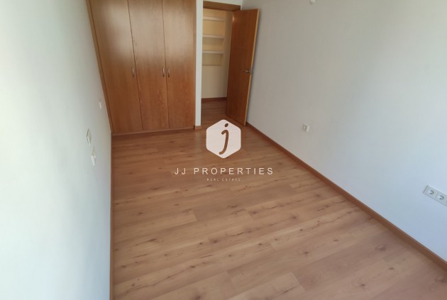 Tweedehands - Appartement / flat -
Torrevieja - Puerto