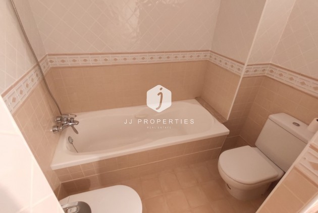 Tweedehands - Appartement / flat -
Torrevieja - Puerto