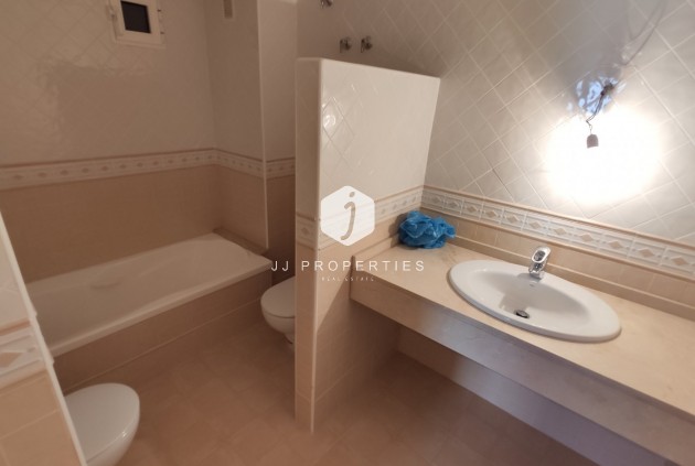 Tweedehands - Appartement / flat -
Torrevieja - Puerto