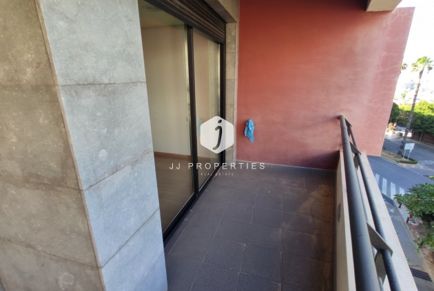 Tweedehands - Appartement / flat -
Torrevieja - Puerto