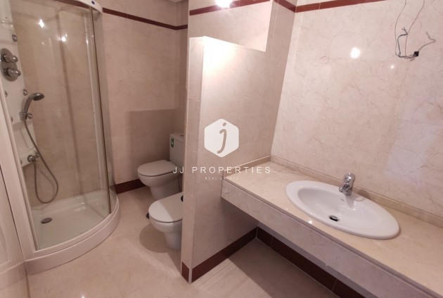 Tweedehands - Appartement / flat -
Torrevieja - Puerto
