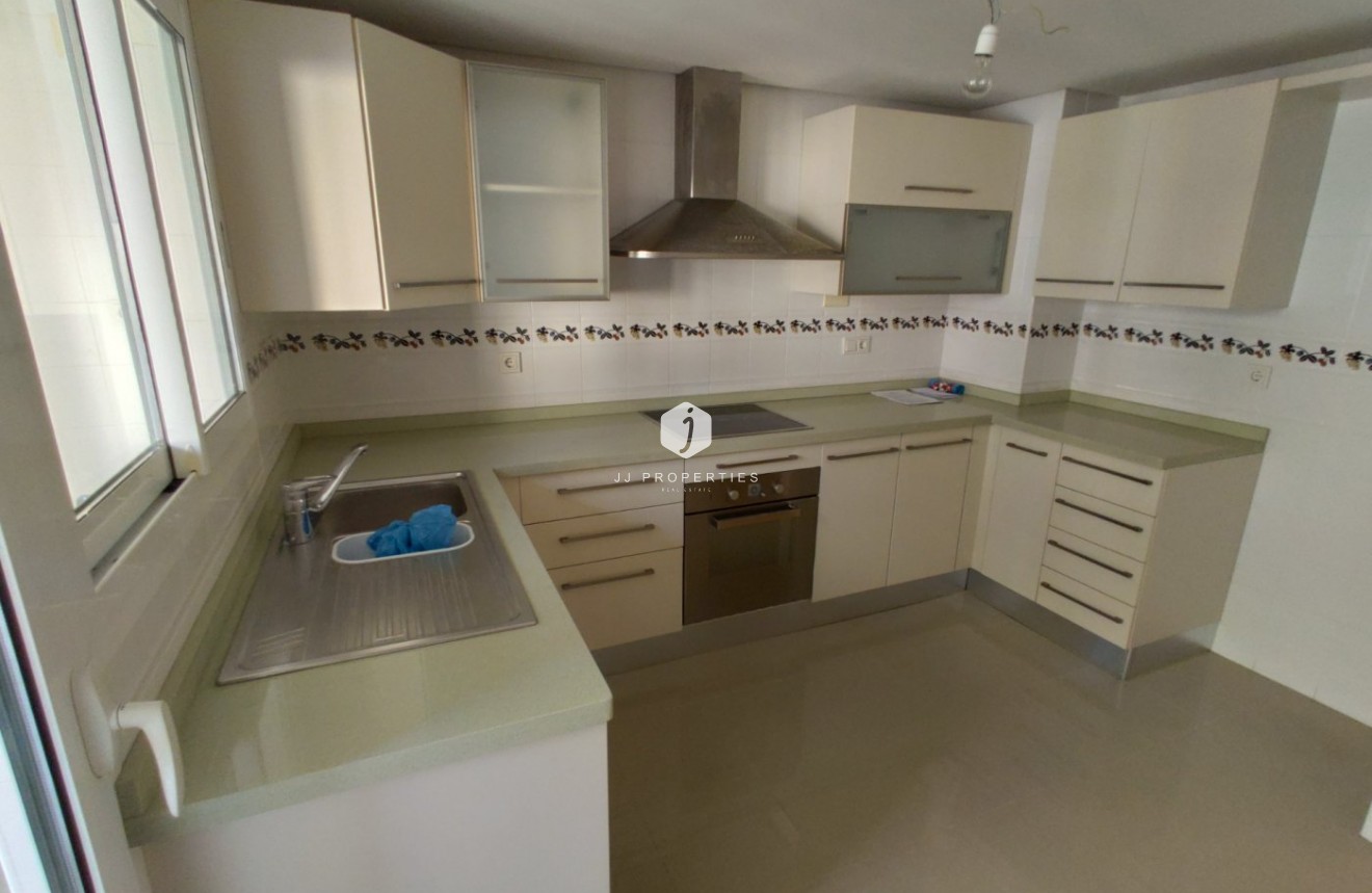 Tweedehands - Appartement / flat -
Torrevieja - Puerto