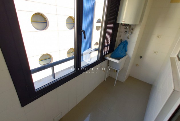 Tweedehands - Appartement / flat -
Torrevieja - Puerto