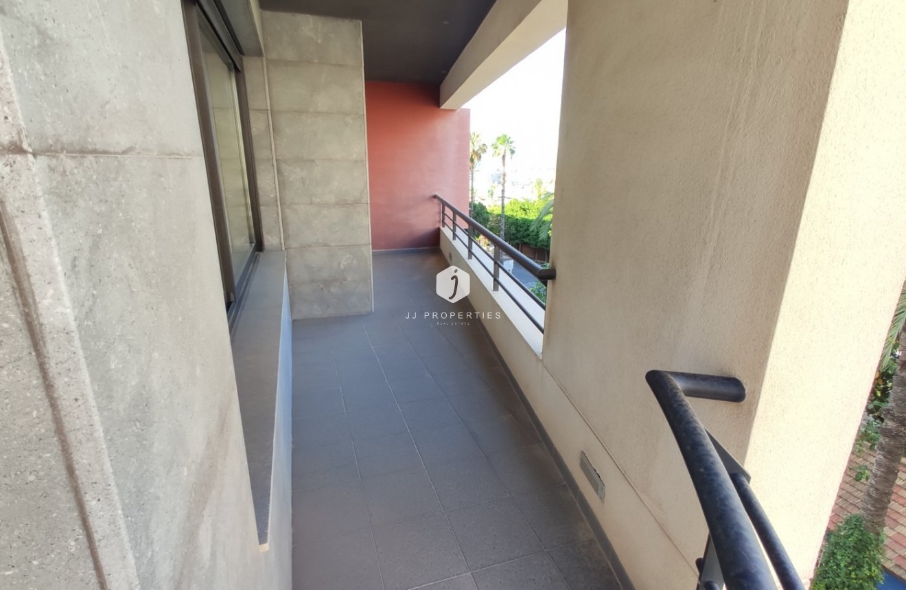 Tweedehands - Appartement / flat -
Torrevieja - Puerto