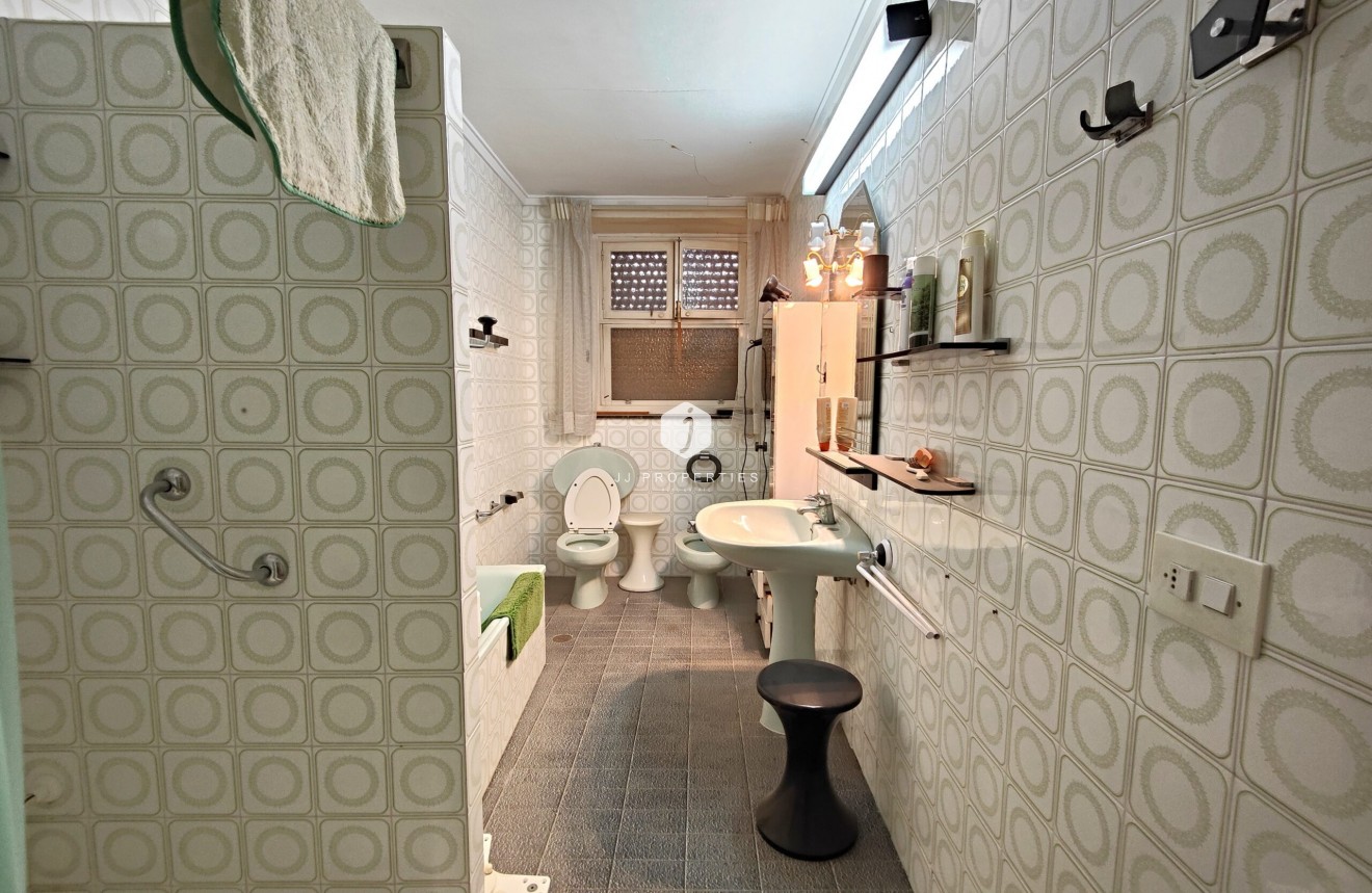 Tweedehands - Appartement / flat -
Torrevieja - Costa Blanca