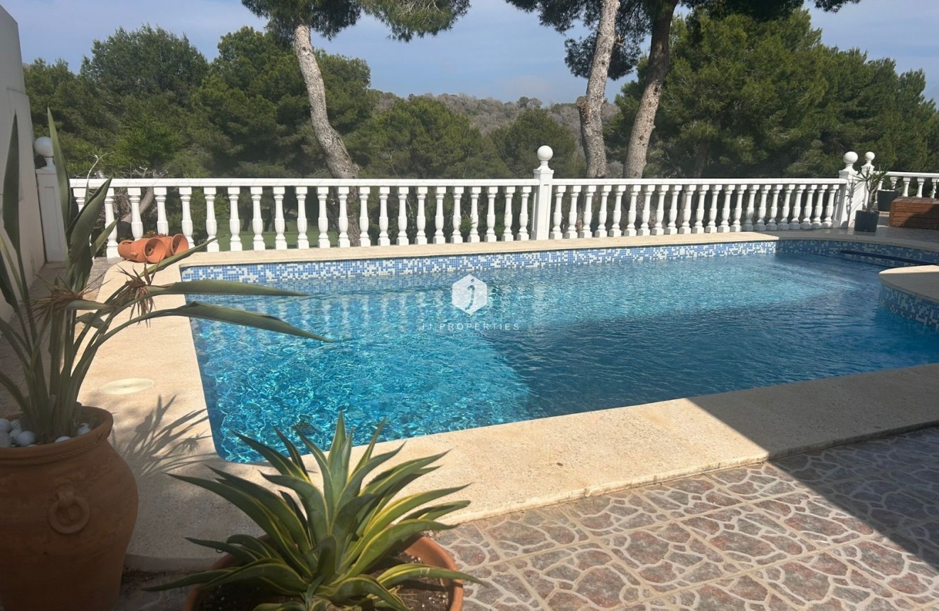 Tweedehands - Villa -
Orihuela Costa - Costa Blanca