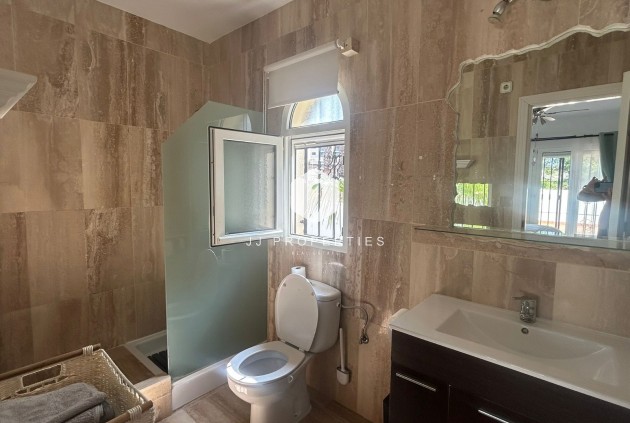 Tweedehands - Villa -
Orihuela Costa - Costa Blanca