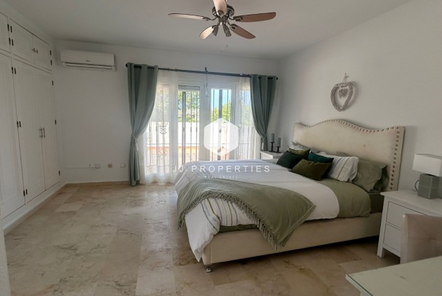 Tweedehands - Villa -
Orihuela Costa - Costa Blanca