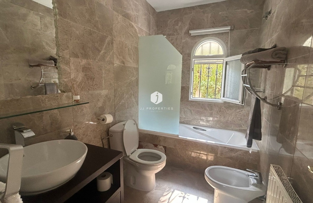 Tweedehands - Villa -
Orihuela Costa - Costa Blanca