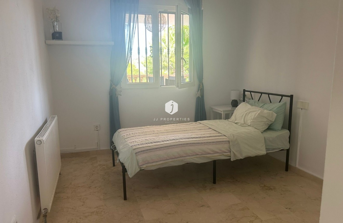 Tweedehands - Villa -
Orihuela Costa - Costa Blanca