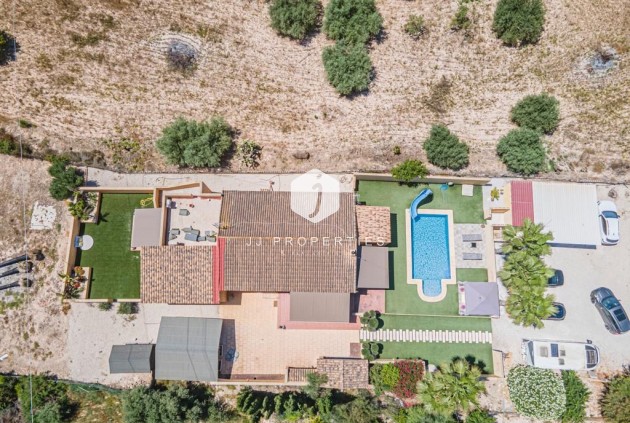 Tweedehands - Landelijk eigendom -
Albatera - Inland