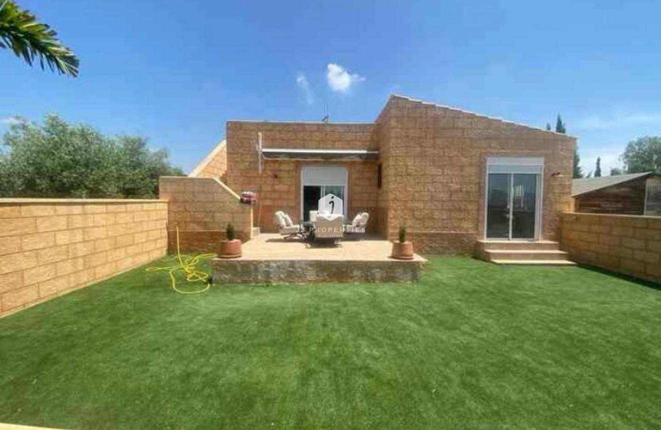 Tweedehands - Landelijk eigendom -
Albatera - Inland