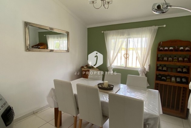 Tweedehands - Landelijk eigendom -
Albatera - Inland