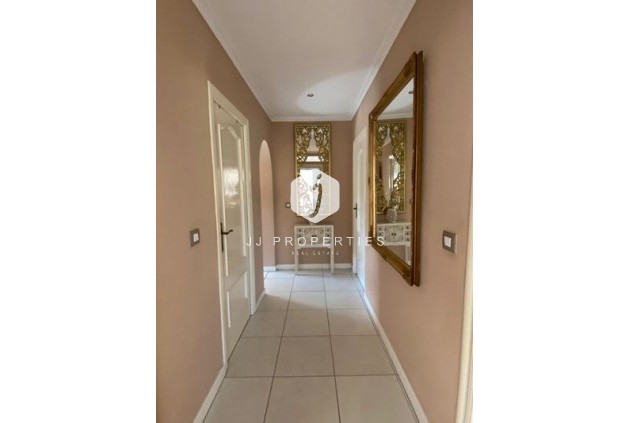 Tweedehands - Landelijk eigendom -
Albatera - Inland