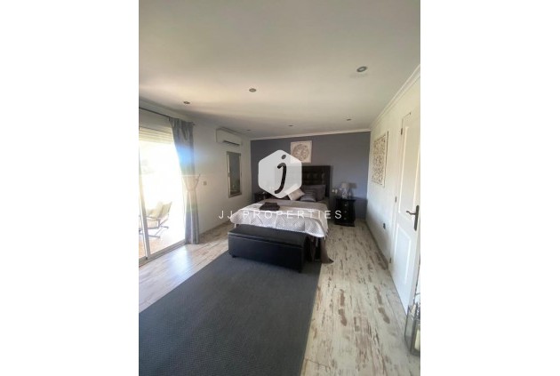 Tweedehands - Landelijk eigendom -
Albatera - Inland