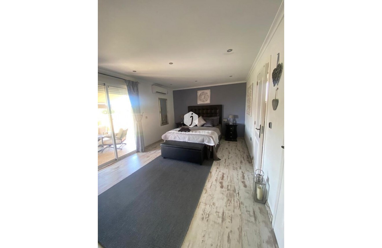 Tweedehands - Landelijk eigendom -
Albatera - Inland