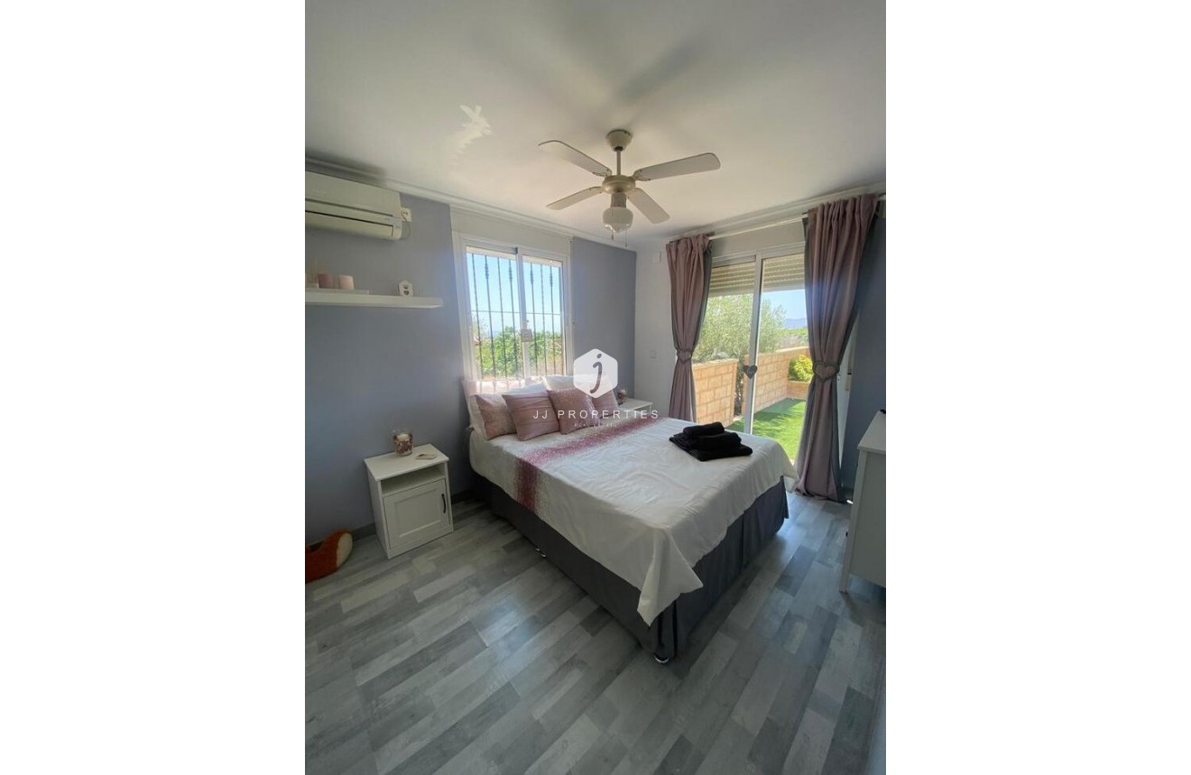 Tweedehands - Landelijk eigendom -
Albatera - Inland