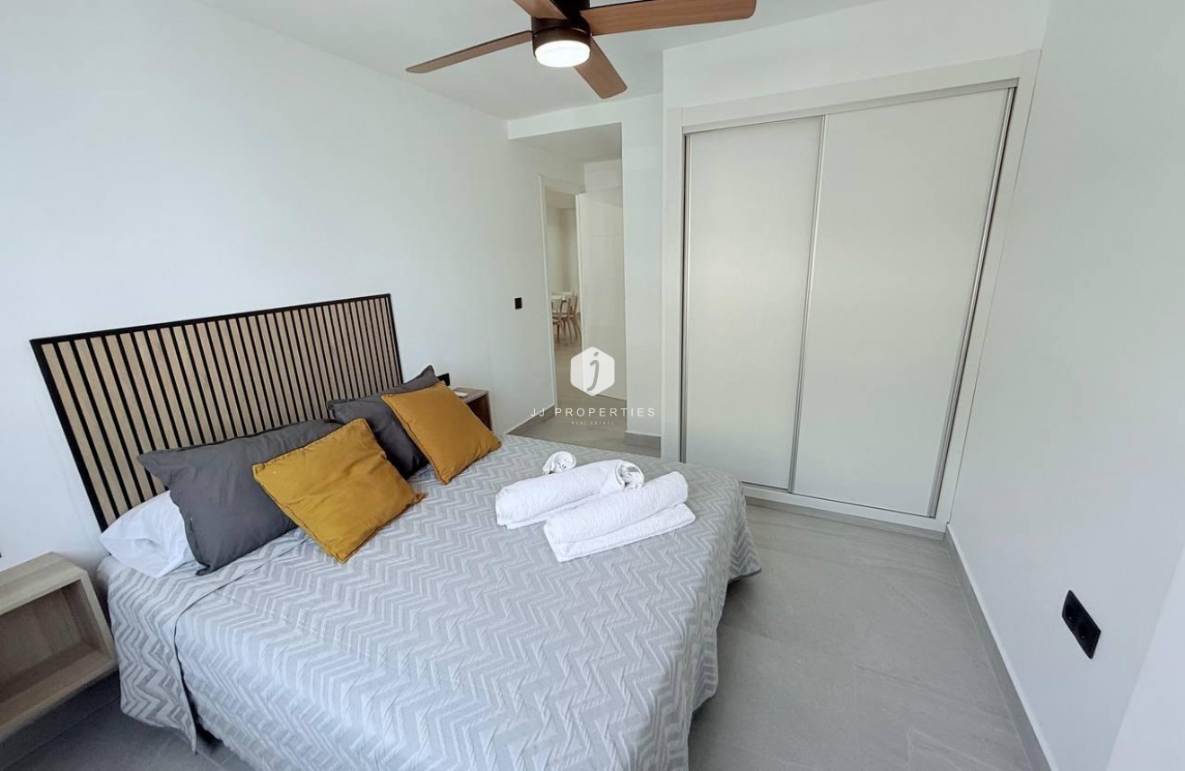 Tweedehands - Appartement / flat -
Torrevieja - La Mata