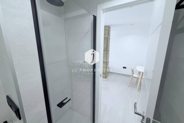 Tweedehands - Appartement / flat -
Torrevieja - La Mata