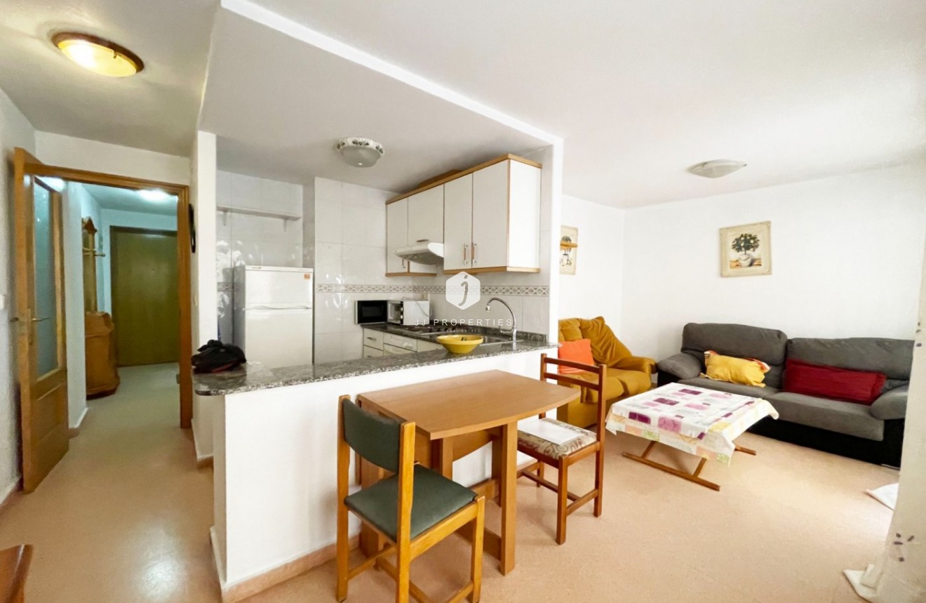 Tweedehands - Appartement / flat -
Guardamar del Segura - Playa