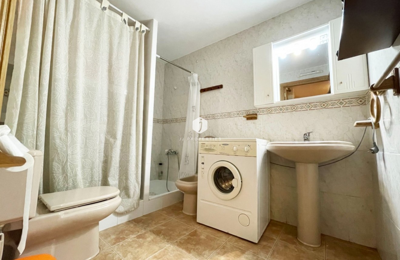 Tweedehands - Appartement / flat -
Guardamar del Segura - Playa