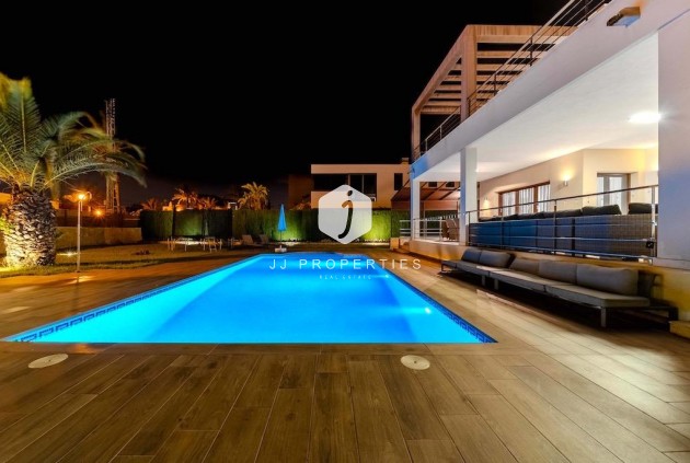 Tweedehands - Villa -
Cabo Roig - Costa Blanca