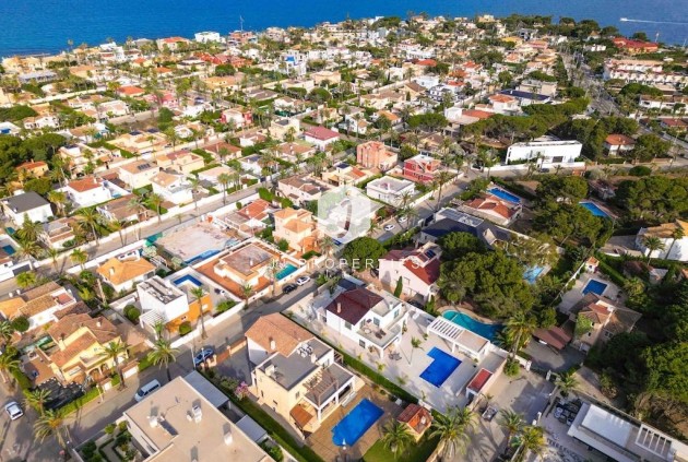 Tweedehands - Villa -
Cabo Roig - Costa Blanca