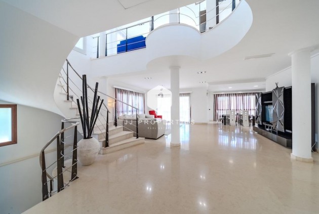 Tweedehands - Villa -
Cabo Roig - Costa Blanca