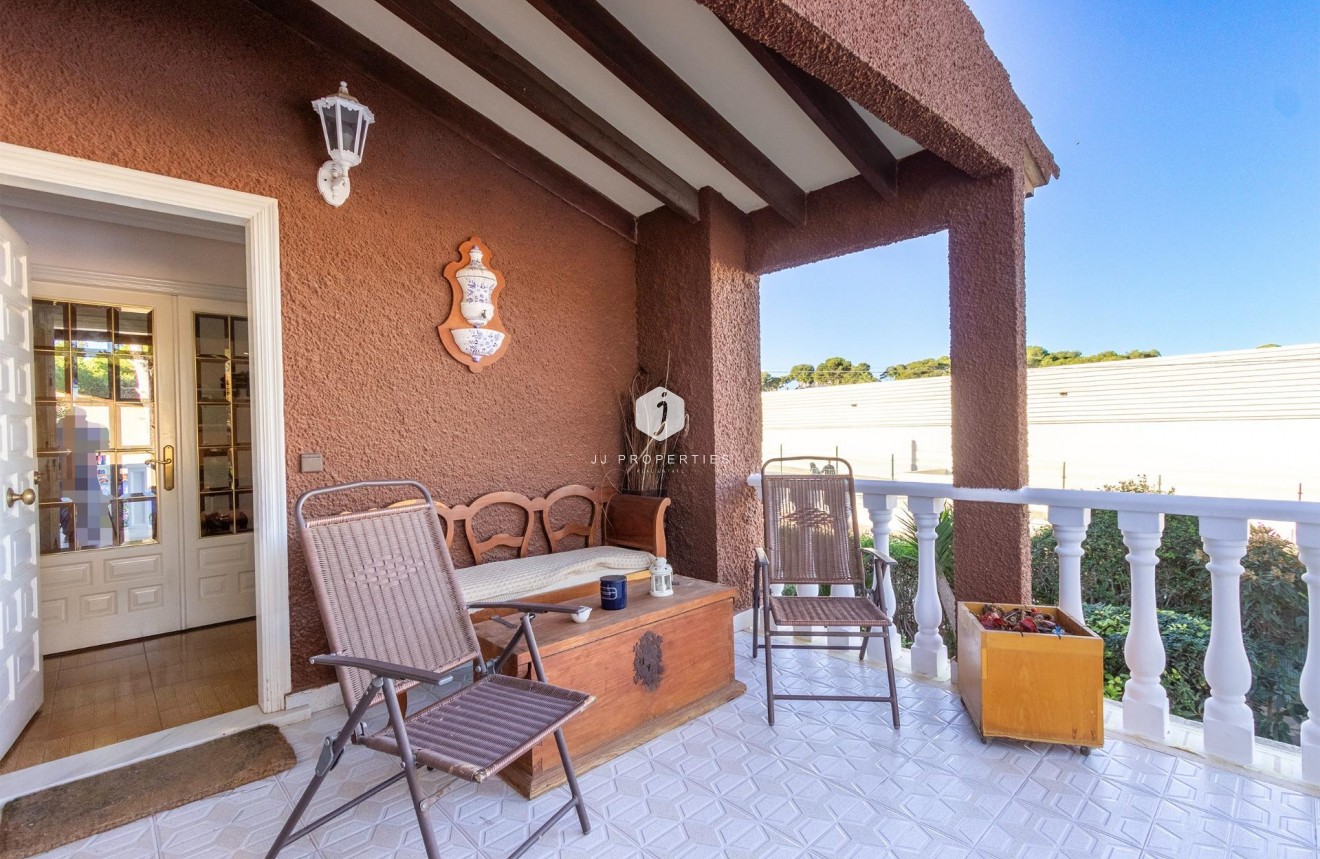 Tweedehands - Villa -
Torrevieja - Los Balcones