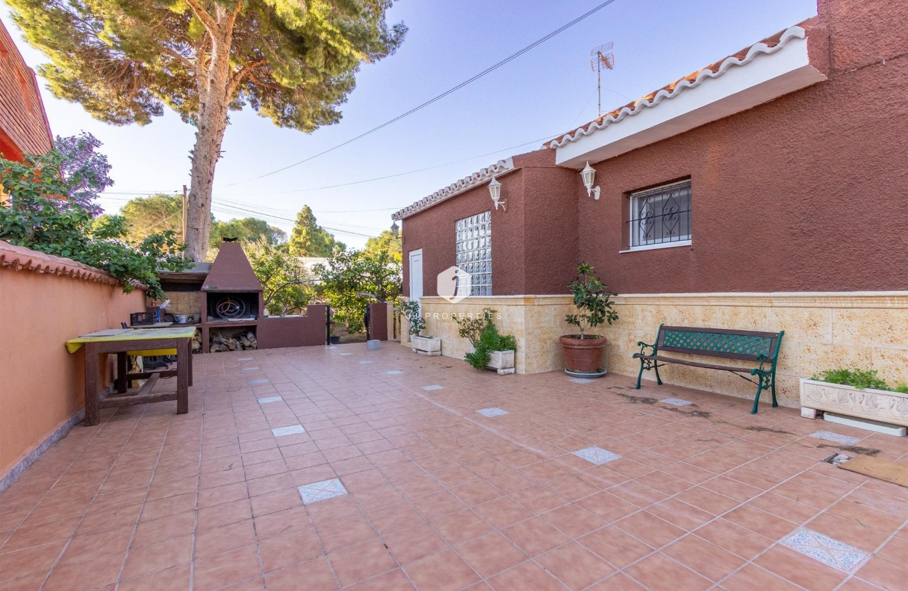Tweedehands - Villa -
Torrevieja - Los Balcones