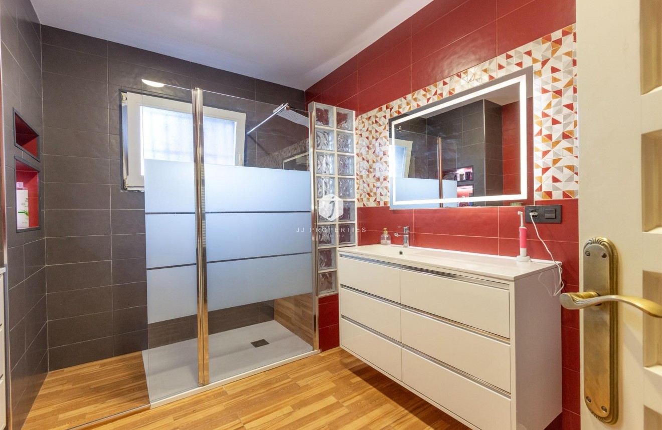 Tweedehands - Villa -
Torrevieja - Los Balcones