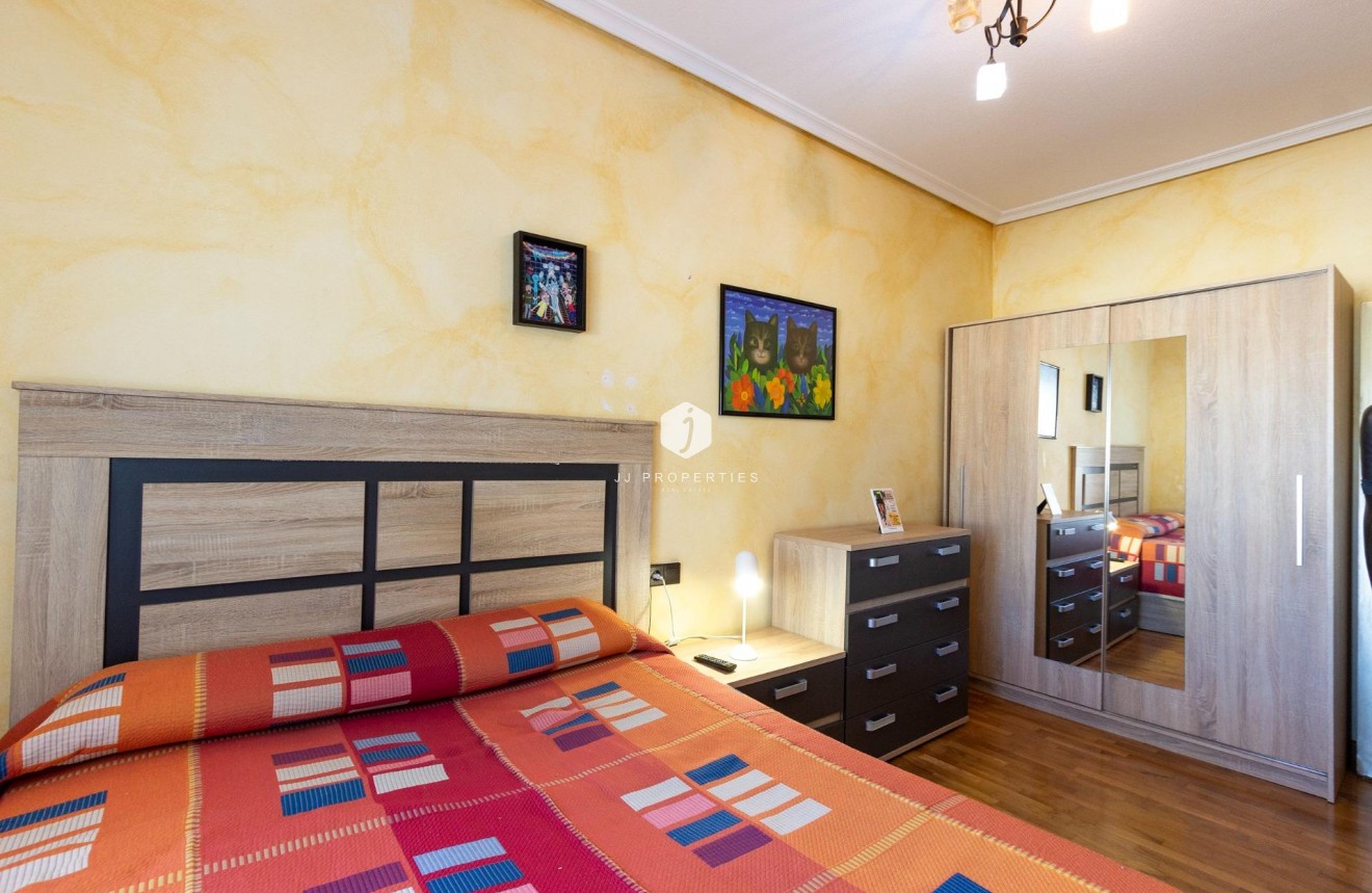 Tweedehands - Villa -
Torrevieja - Los Balcones