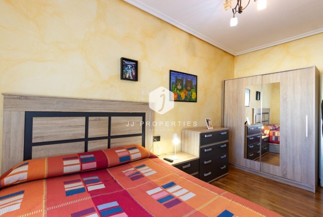 Tweedehands - Villa -
Torrevieja - Los Balcones