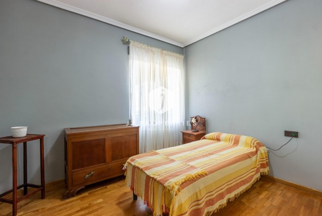 Tweedehands - Villa -
Torrevieja - Los Balcones