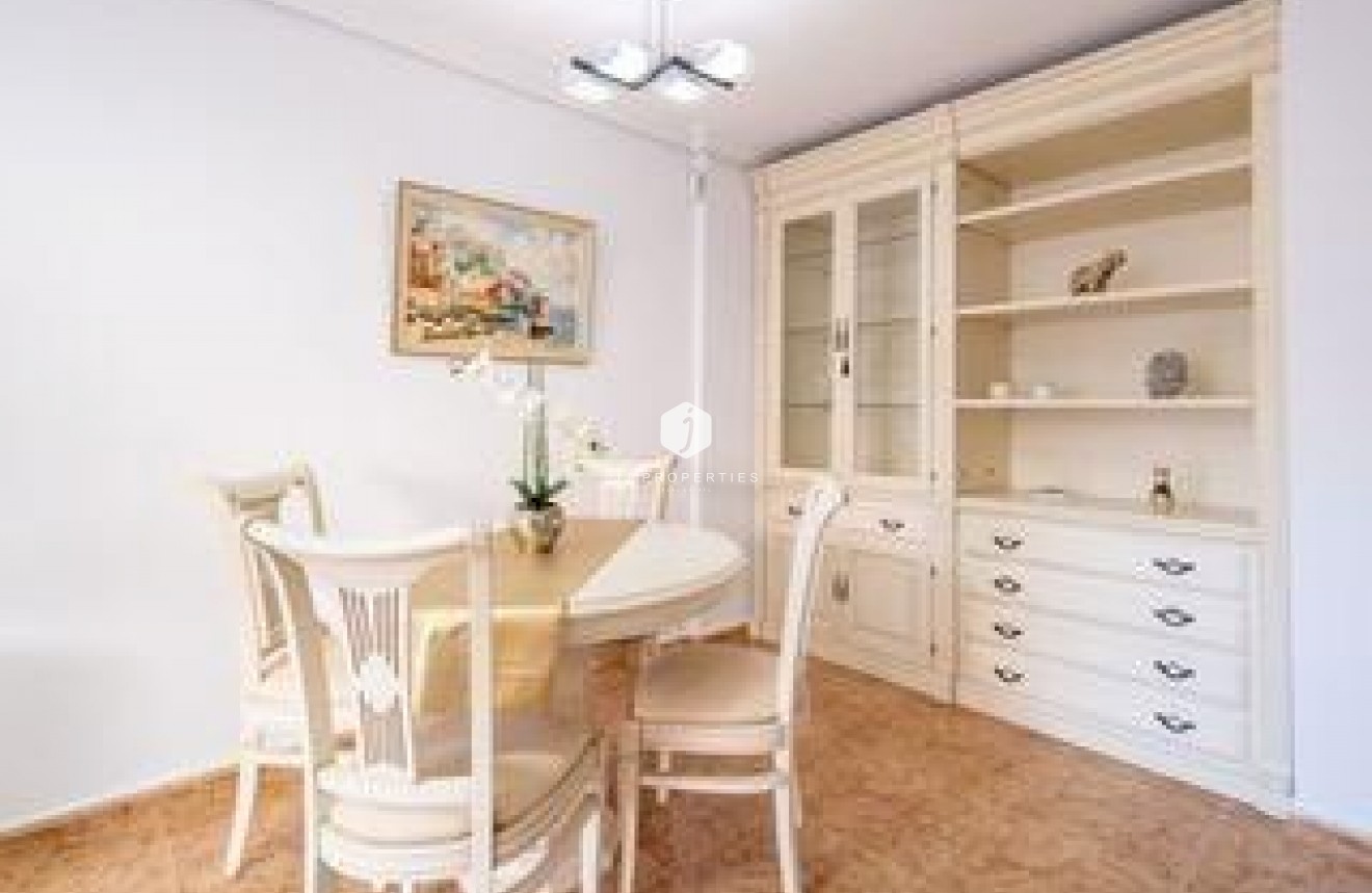 Tweedehands - Appartement / flat -
Torrevieja - Playa del Cura