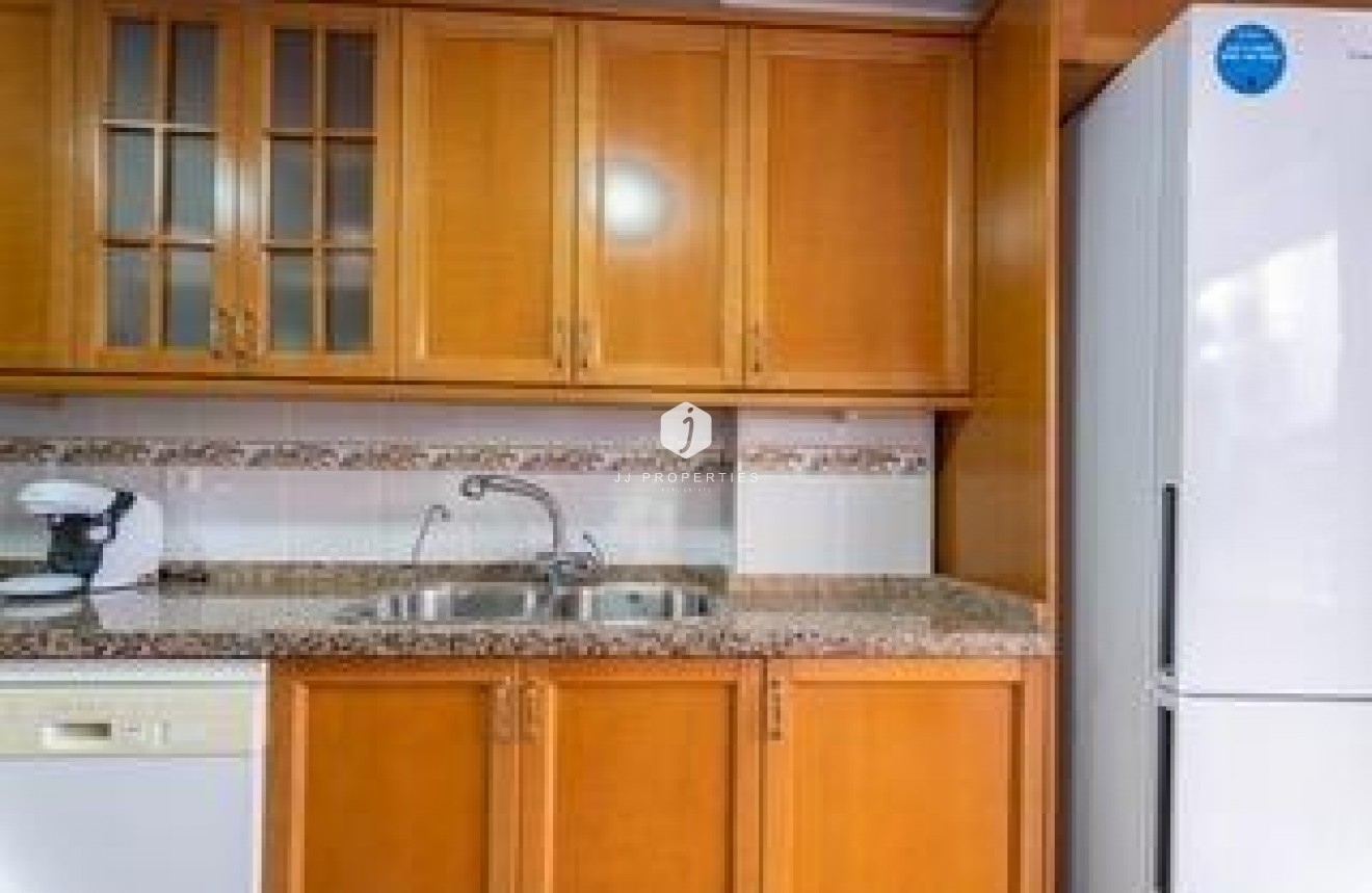 Tweedehands - Appartement / flat -
Torrevieja - Playa del Cura