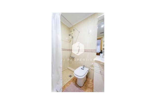 Tweedehands - Appartement / flat -
Torrevieja - Playa del Cura