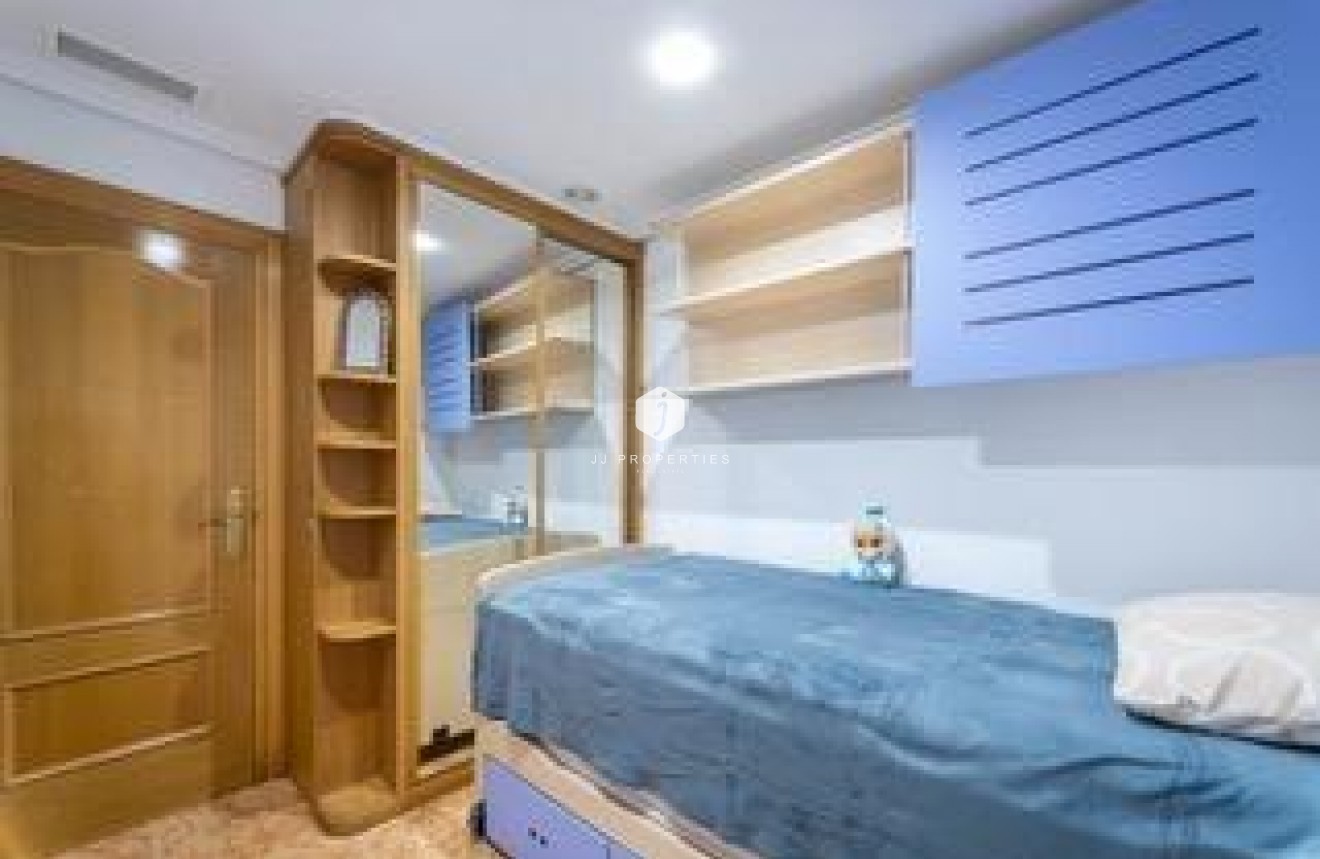 Tweedehands - Appartement / flat -
Torrevieja - Playa del Cura