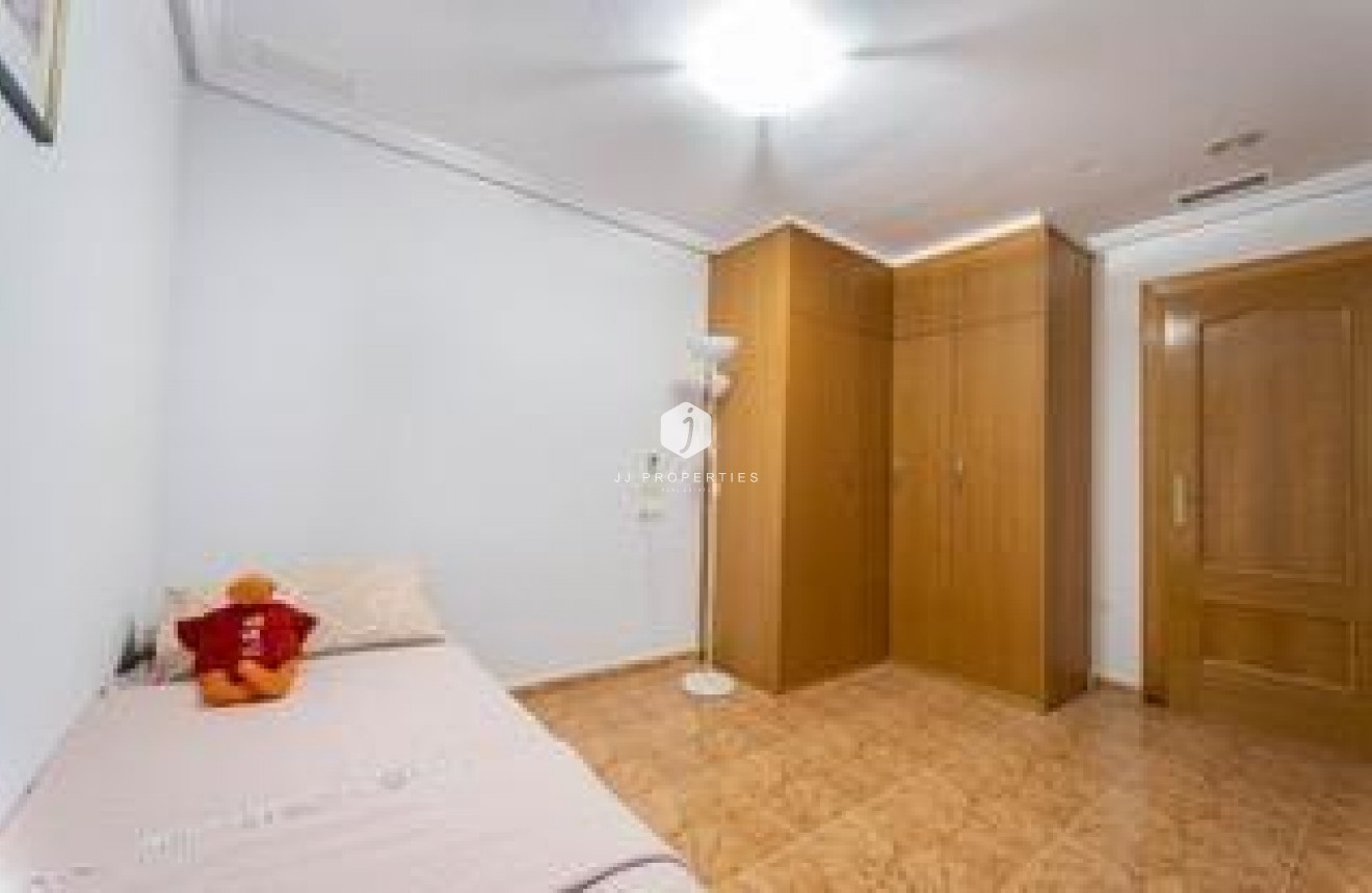 Tweedehands - Appartement / flat -
Torrevieja - Playa del Cura