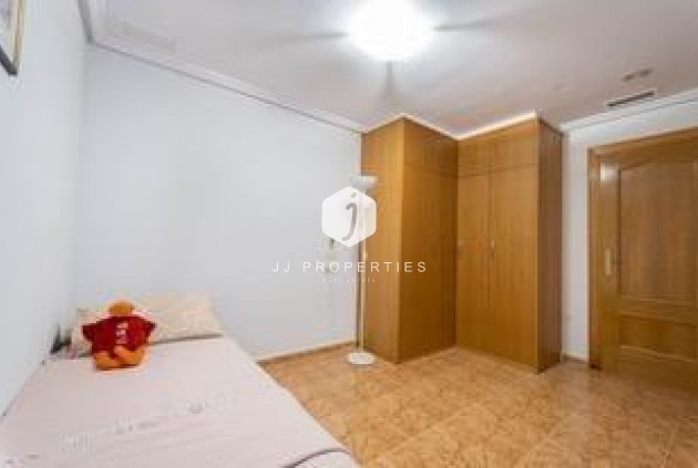 Tweedehands - Appartement / flat -
Torrevieja - Playa del Cura