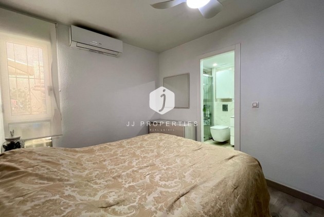 Tweedehands - Appartement / flat -
Torrevieja - Costa Blanca