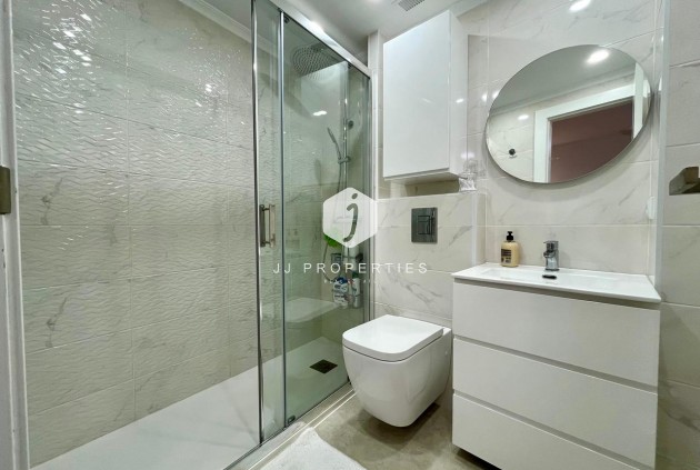 Tweedehands - Appartement / flat -
Torrevieja - Costa Blanca