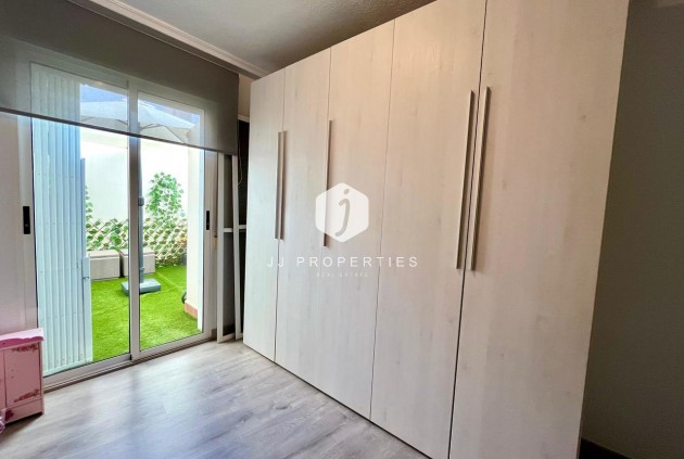 Tweedehands - Appartement / flat -
Torrevieja - Costa Blanca