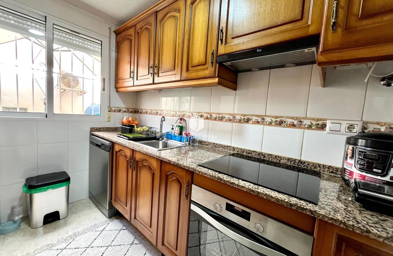 Tweedehands - Appartement / flat -
Torrevieja - Costa Blanca